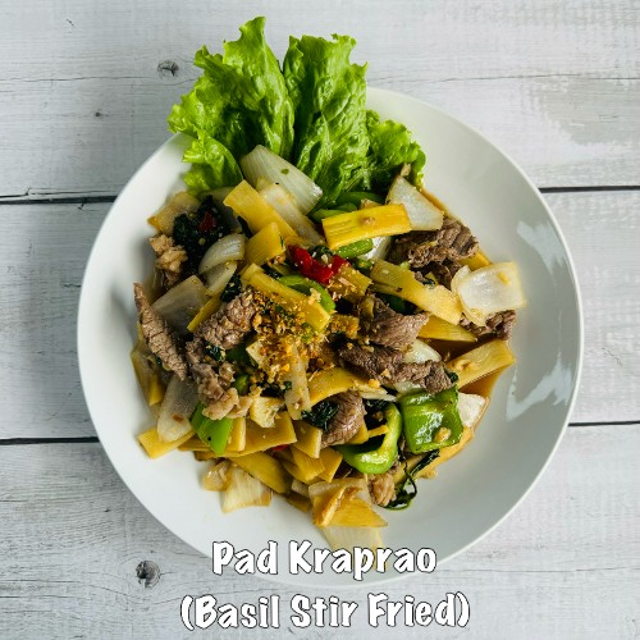 Basil Stir Fried (Pad Kraprao).